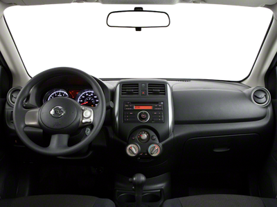 2013 Nissan Versa 1.6 SV