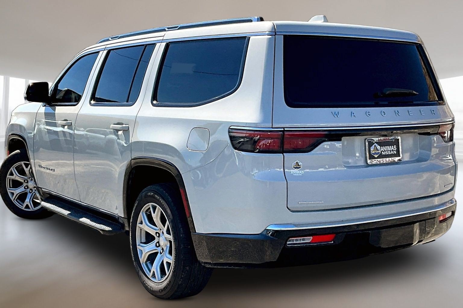 2022 Jeep Wagoneer Series II