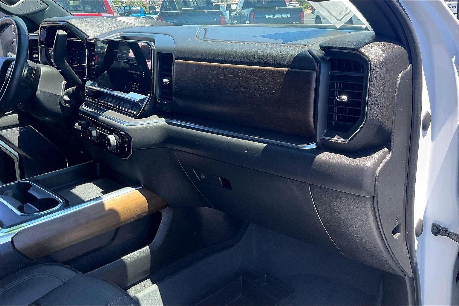 2024 Chevrolet Silverado 3500HD High Country