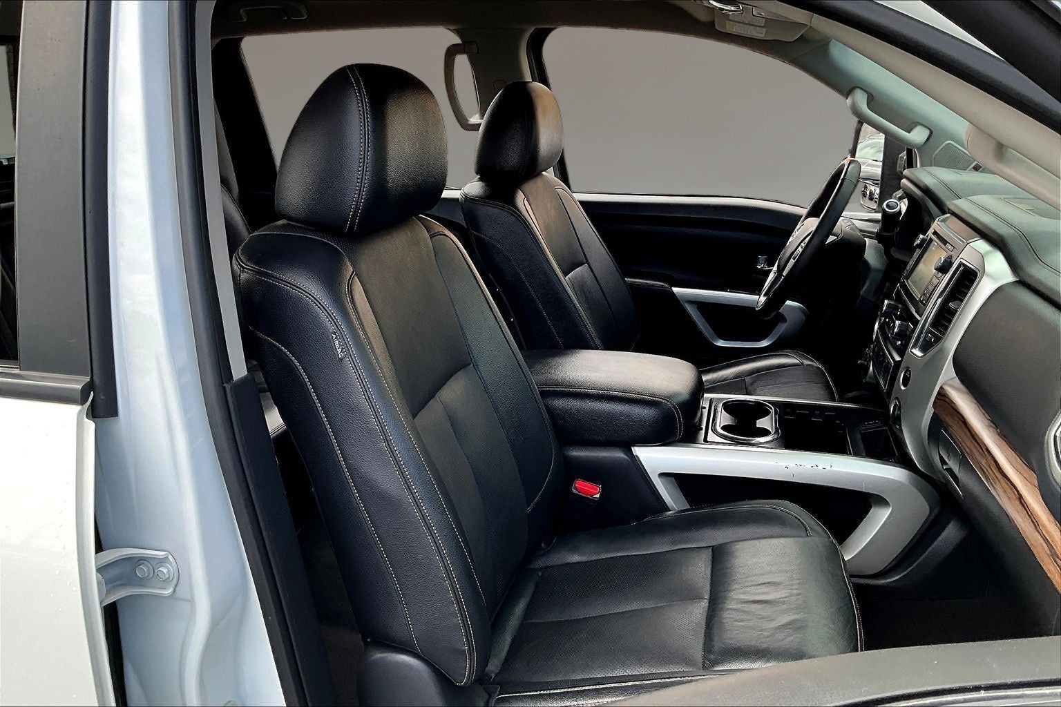 2018 Nissan Titan SL