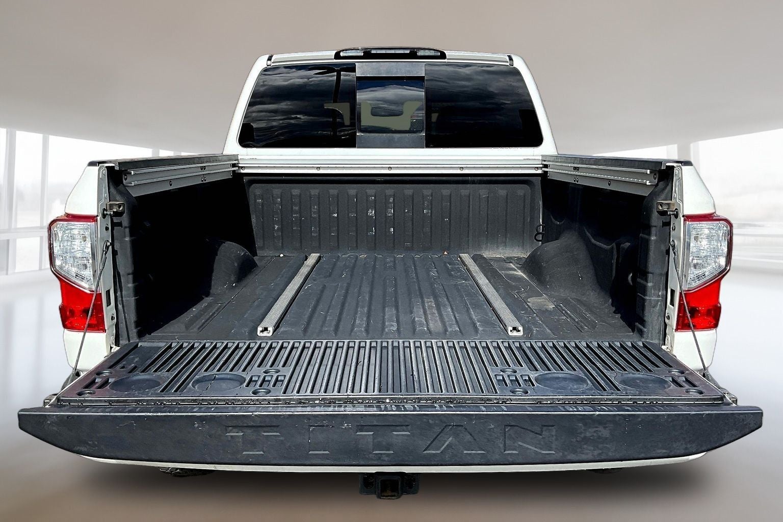 2018 Nissan Titan SL