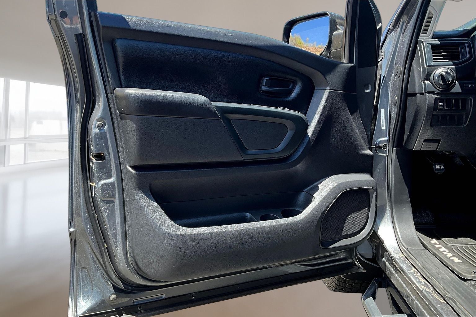 2021 Nissan Titan S