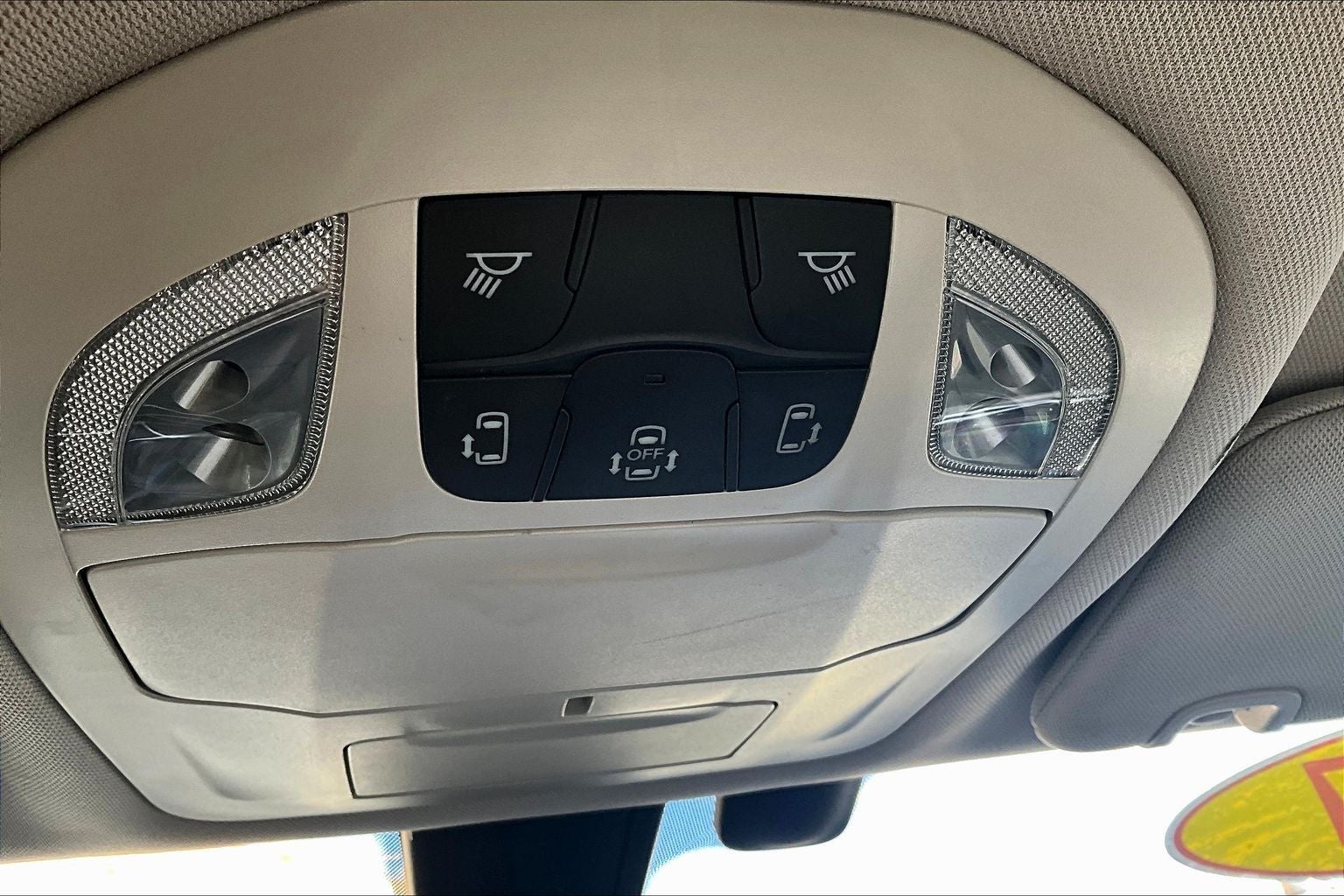 2017 Chrysler Pacifica Hybrid Touring Plus