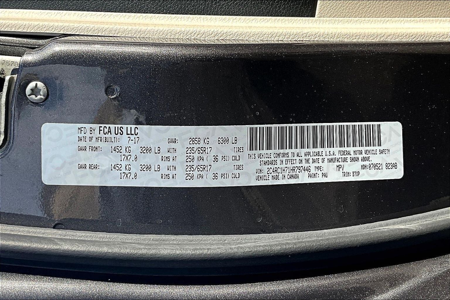 2017 Chrysler Pacifica Hybrid Touring Plus