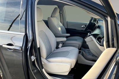 2017 Chrysler Pacifica Hybrid Touring Plus