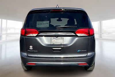 2017 Chrysler Pacifica Hybrid Touring Plus