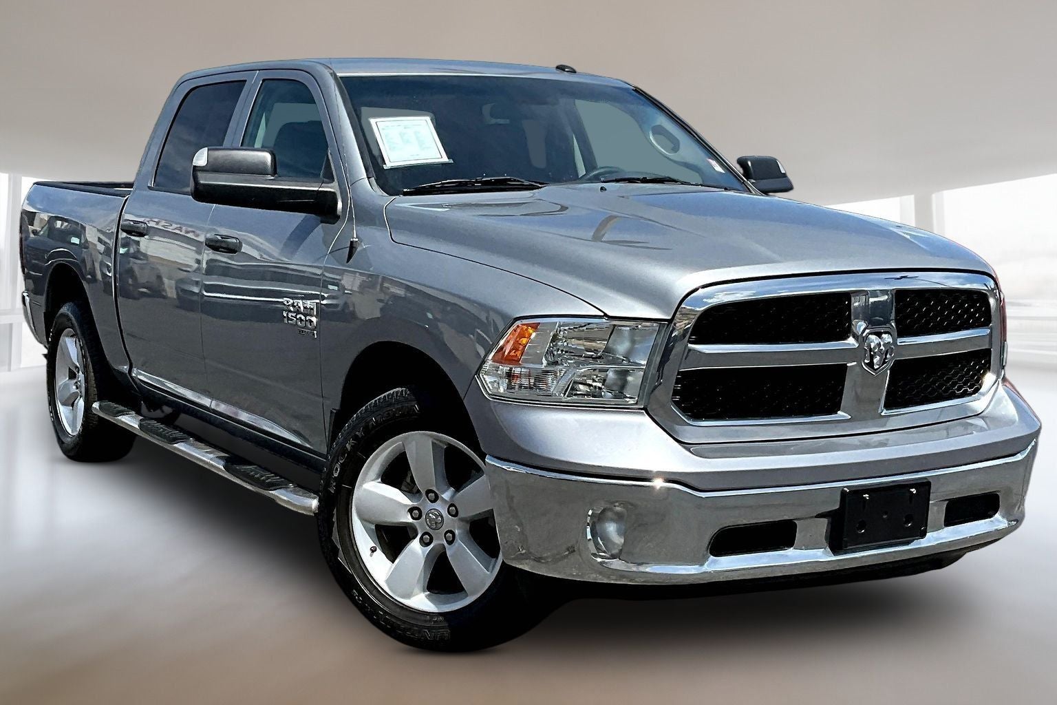 2022 RAM 1500 Classic Tradesman 4x4 Crew Cab 5'7's photo