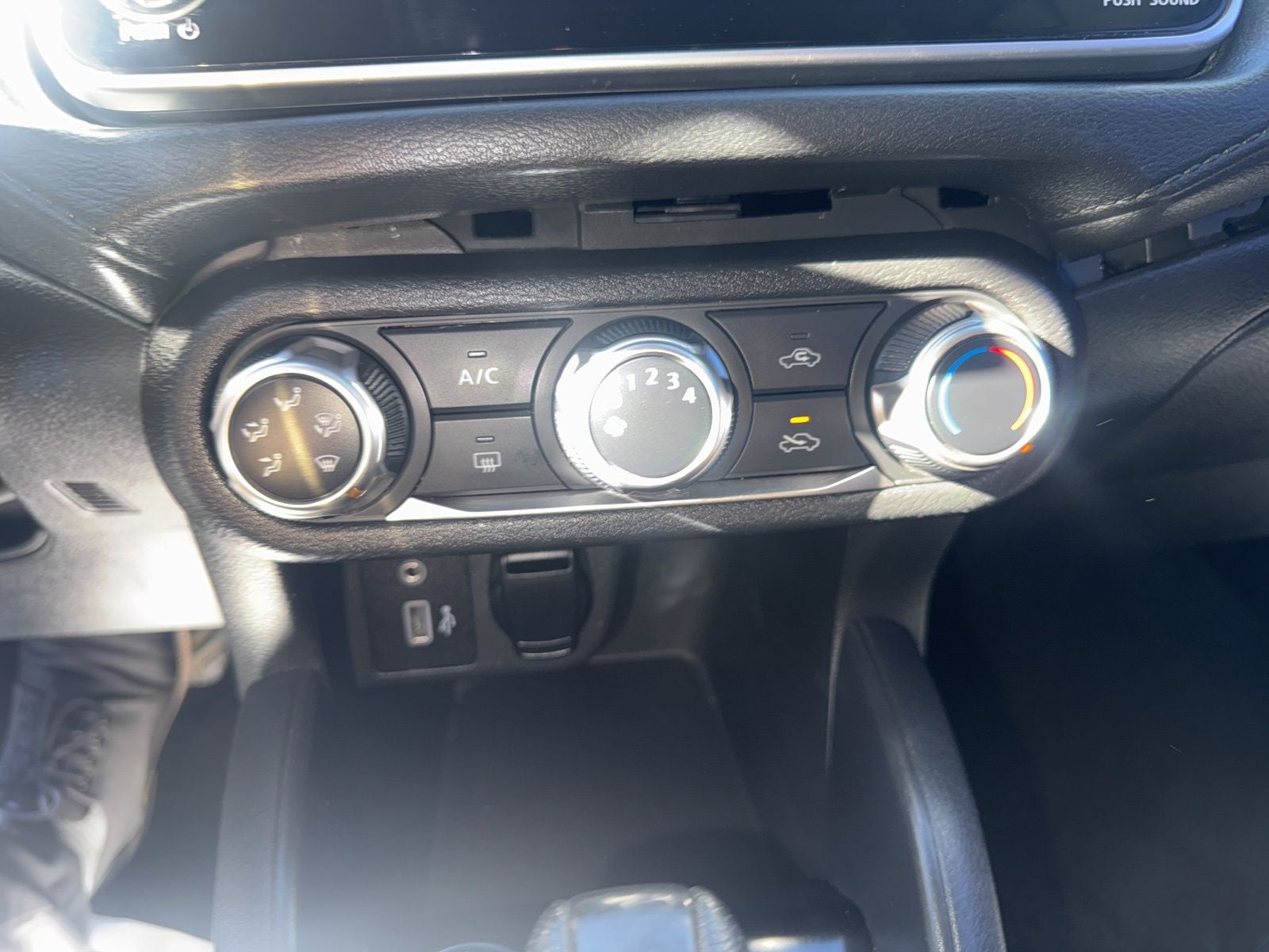 2020 Nissan Versa 1.6 S