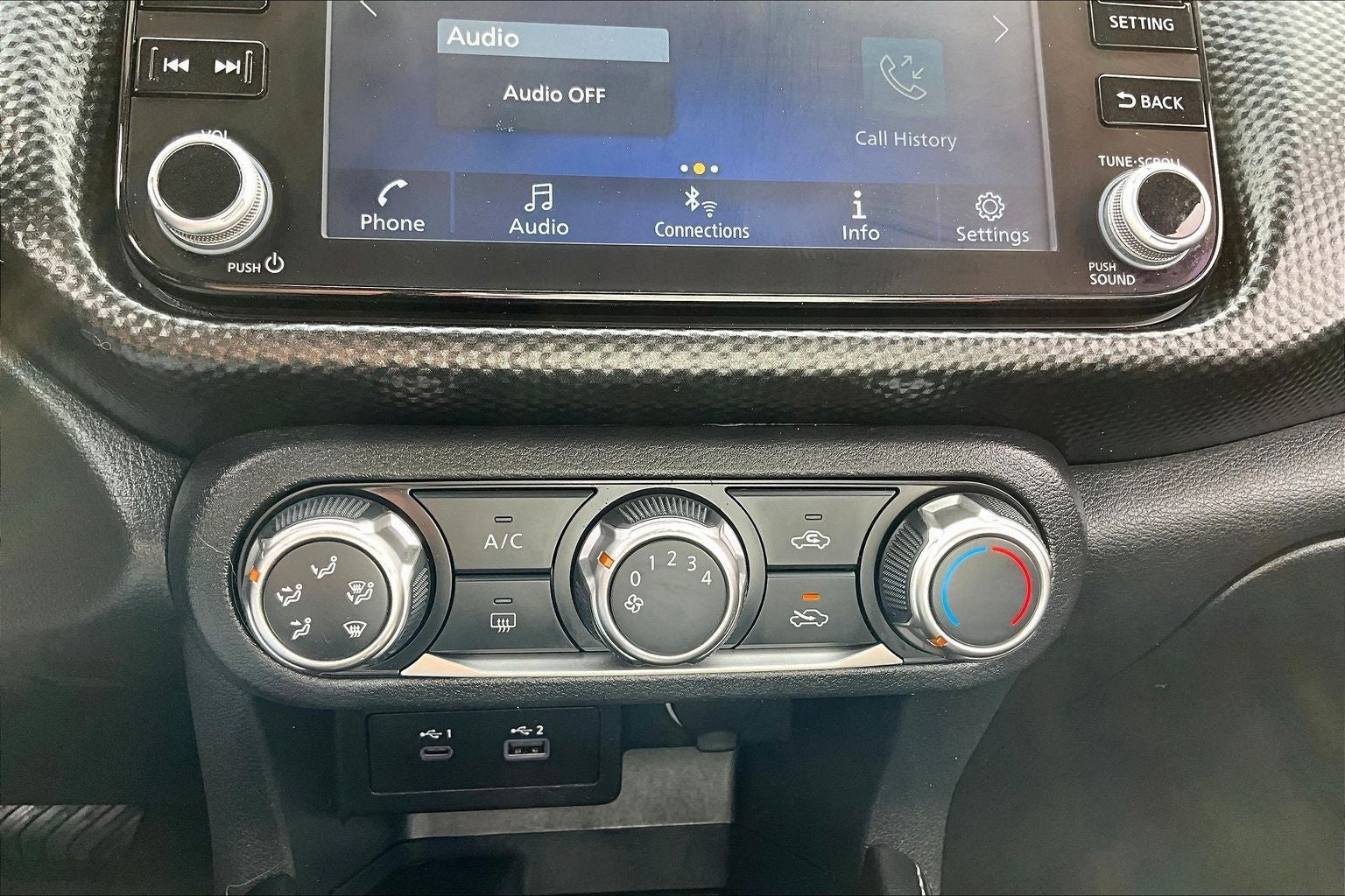2023 Nissan Kicks SV