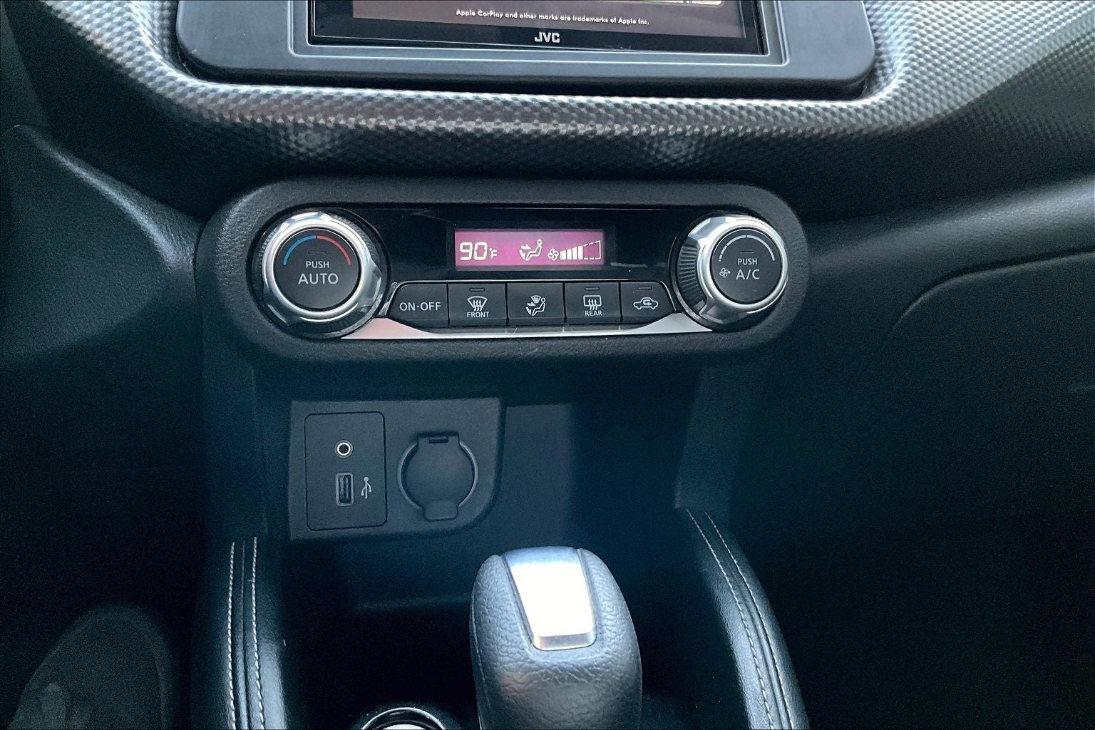 2020 Nissan Kicks SV