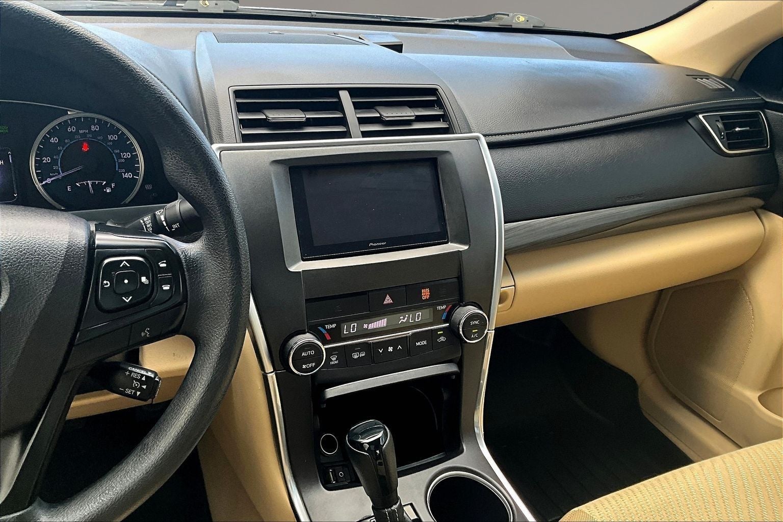 2015 Toyota Camry Hybrid LE