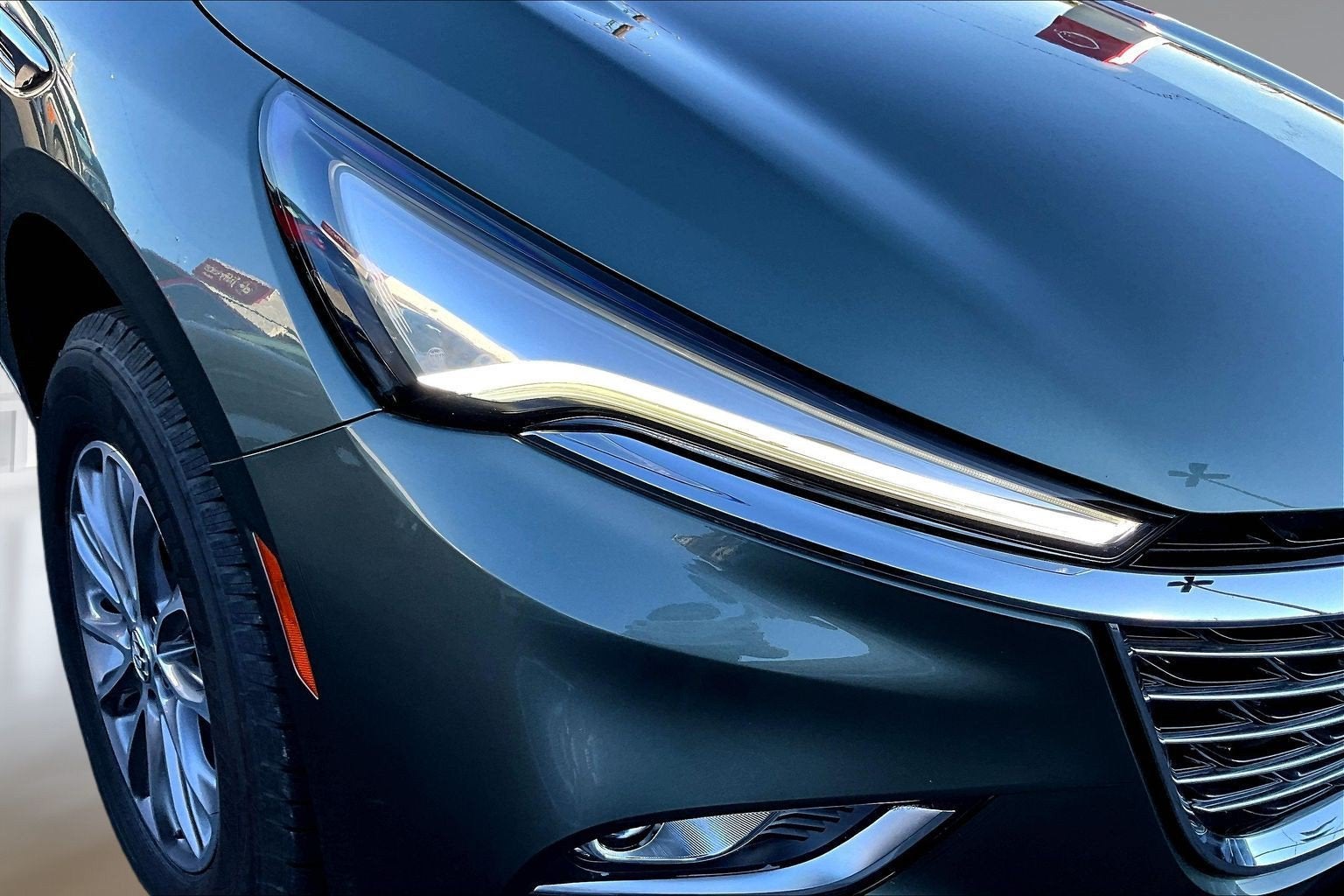 2023 Buick Enclave Essence