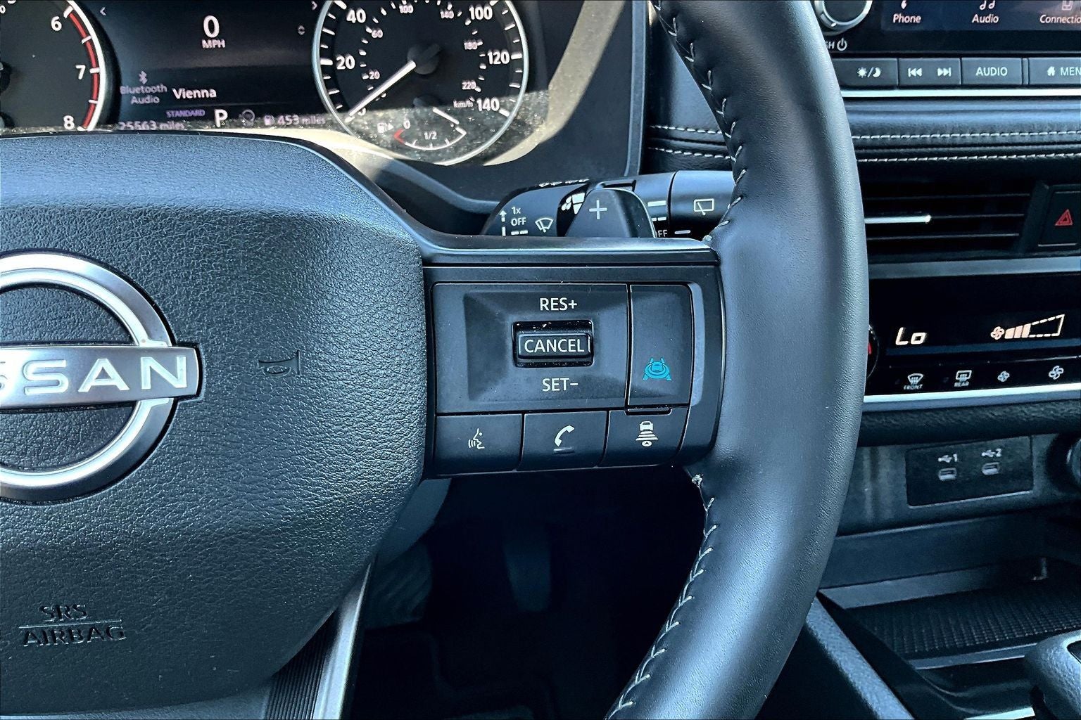 2025 Nissan Rogue SV