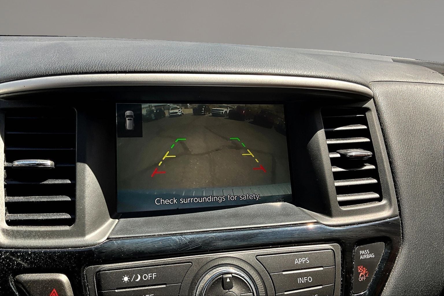 2020 Nissan Pathfinder S
