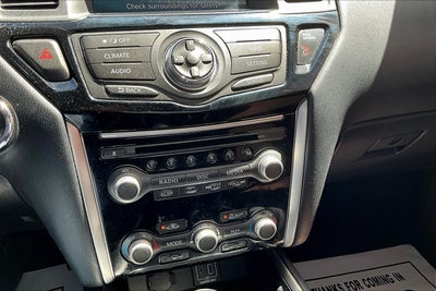 2020 Nissan Pathfinder S