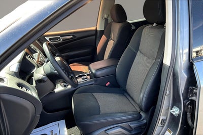 2020 Nissan Pathfinder S