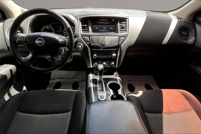 2020 Nissan Pathfinder S
