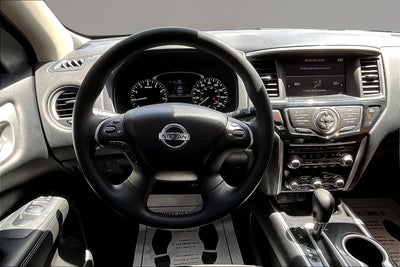 2020 Nissan Pathfinder S