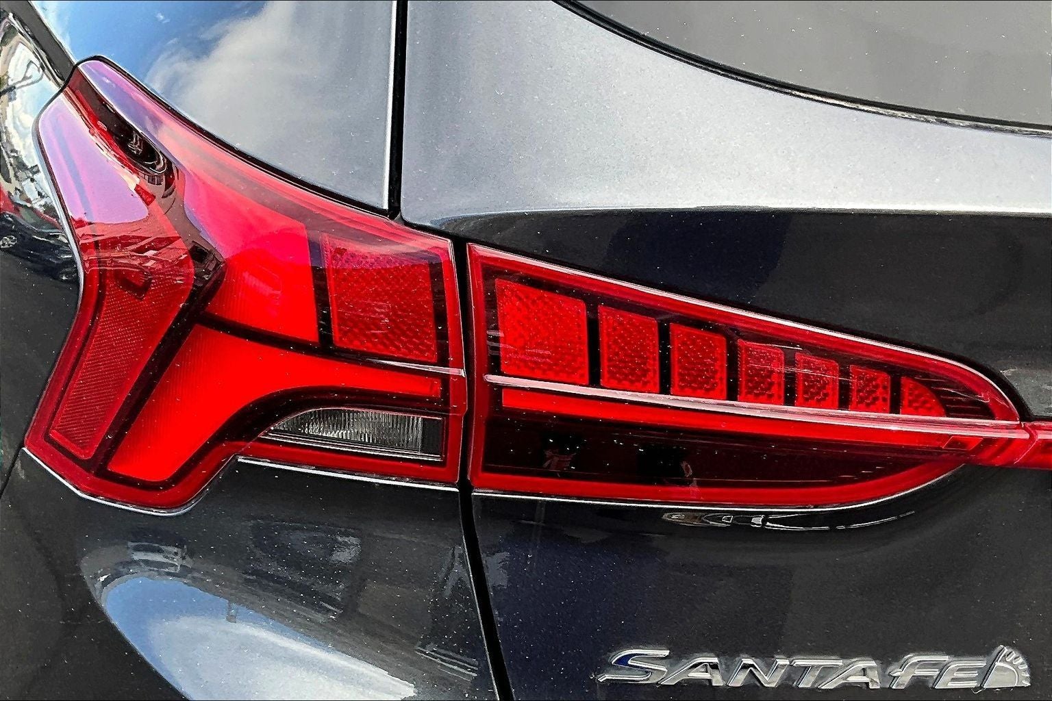2023 Hyundai SANTA FE HYBRID SEL Premium