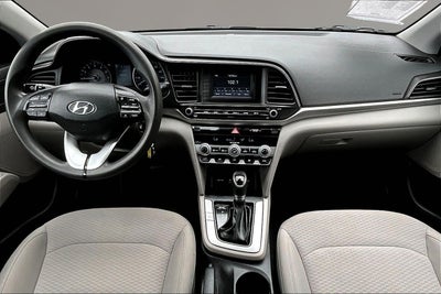 2020 Hyundai ELANTRA SE