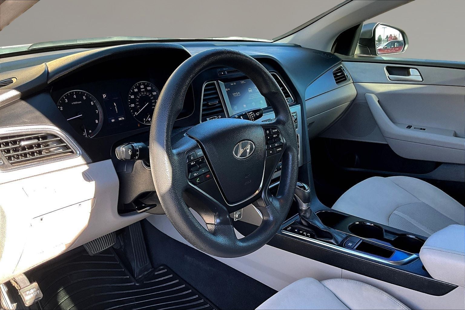 2016 Hyundai SONATA SE