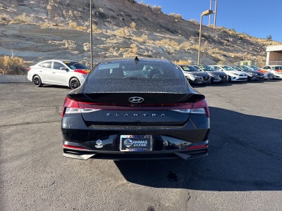2021 Hyundai ELANTRA SEL