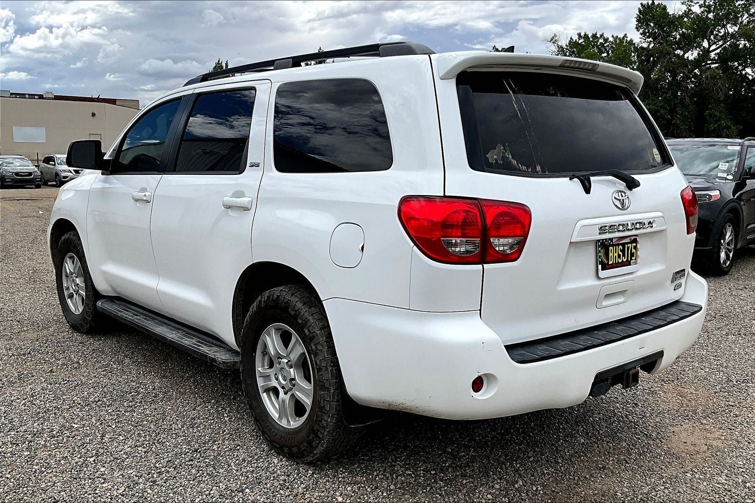 2017 Toyota Sequoia SR5 5.7L