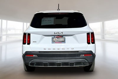 2022 Kia Sorento LX