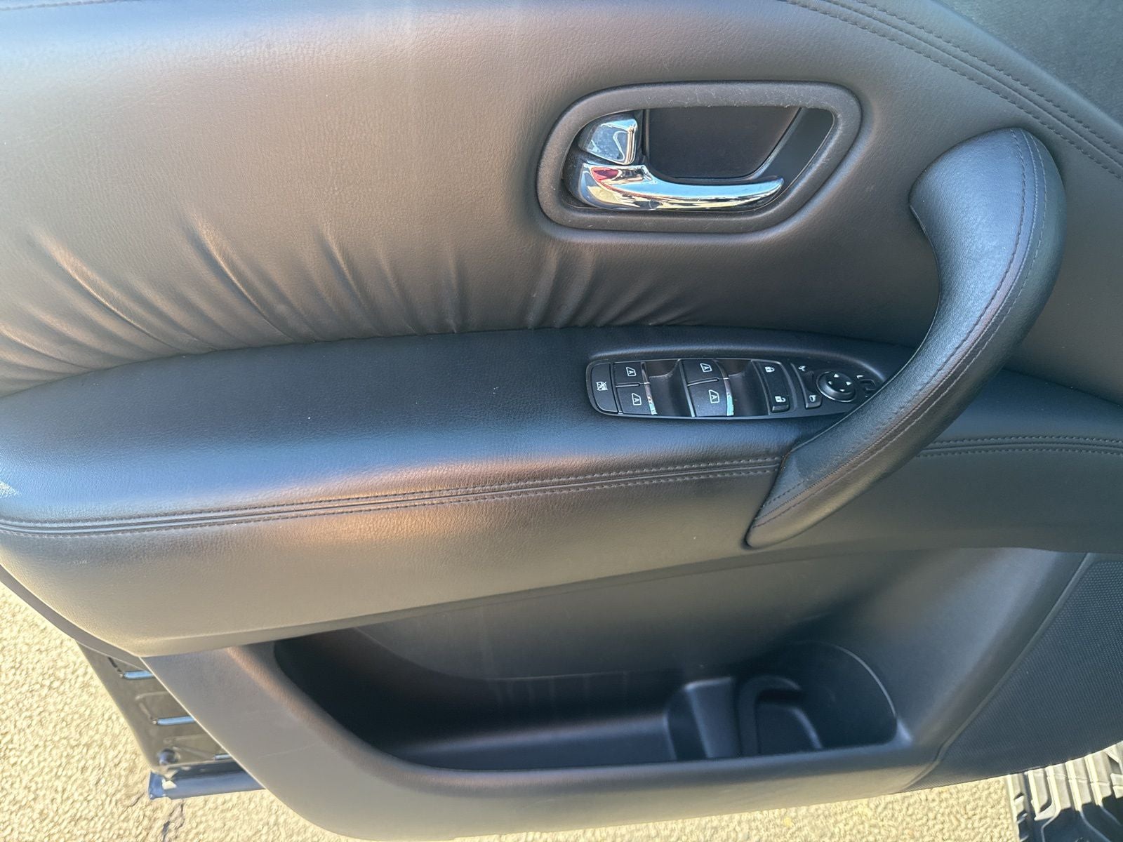 2022 Nissan Armada SV