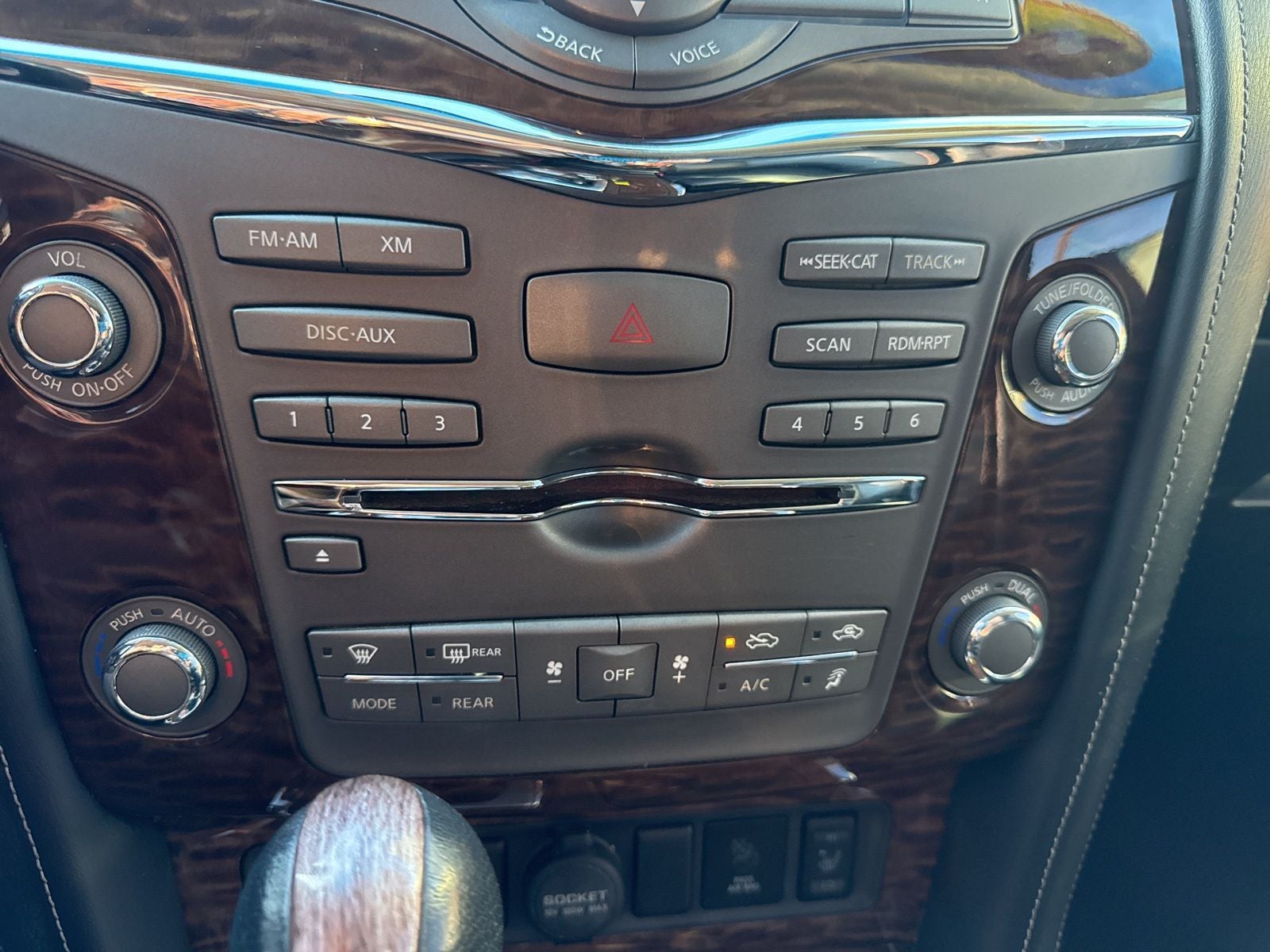 2017 Nissan Armada SL