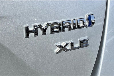 2022 Toyota Prius XLE