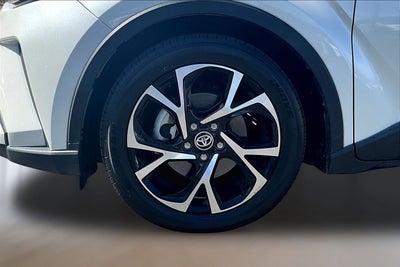 2020 Toyota C-HR XLE