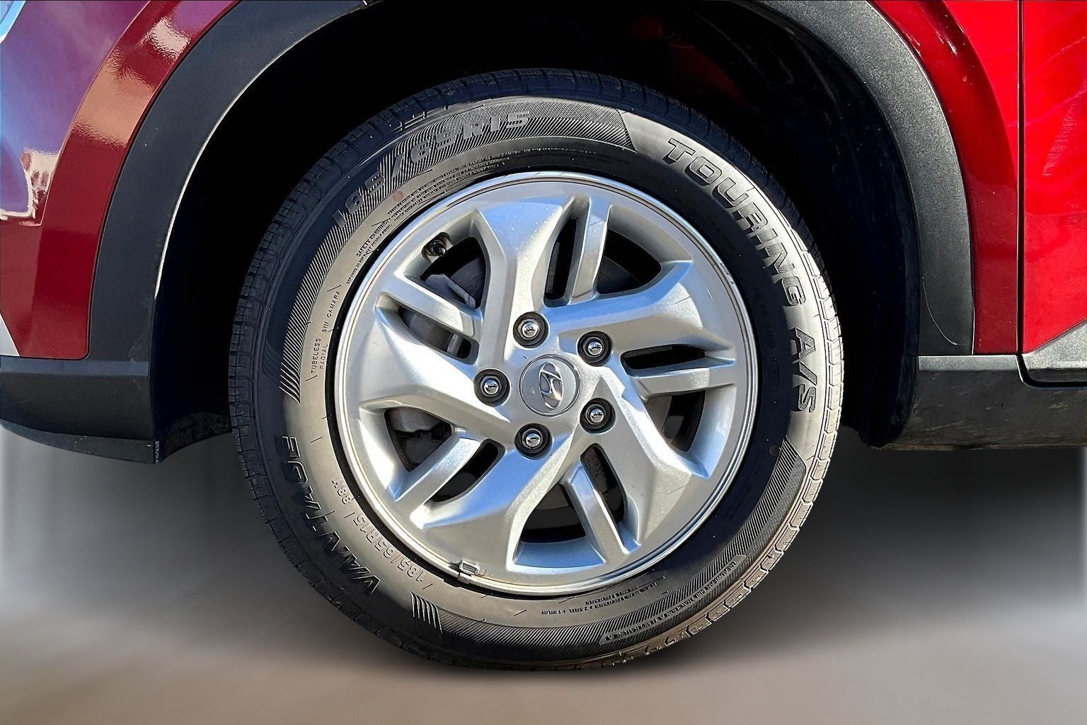 2024 Hyundai VENUE SE