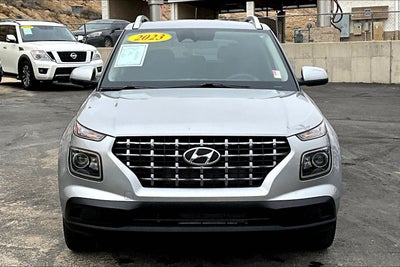 2023 Hyundai VENUE SEL