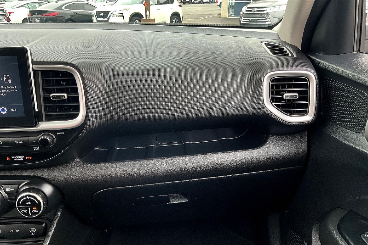 2023 Hyundai VENUE SEL