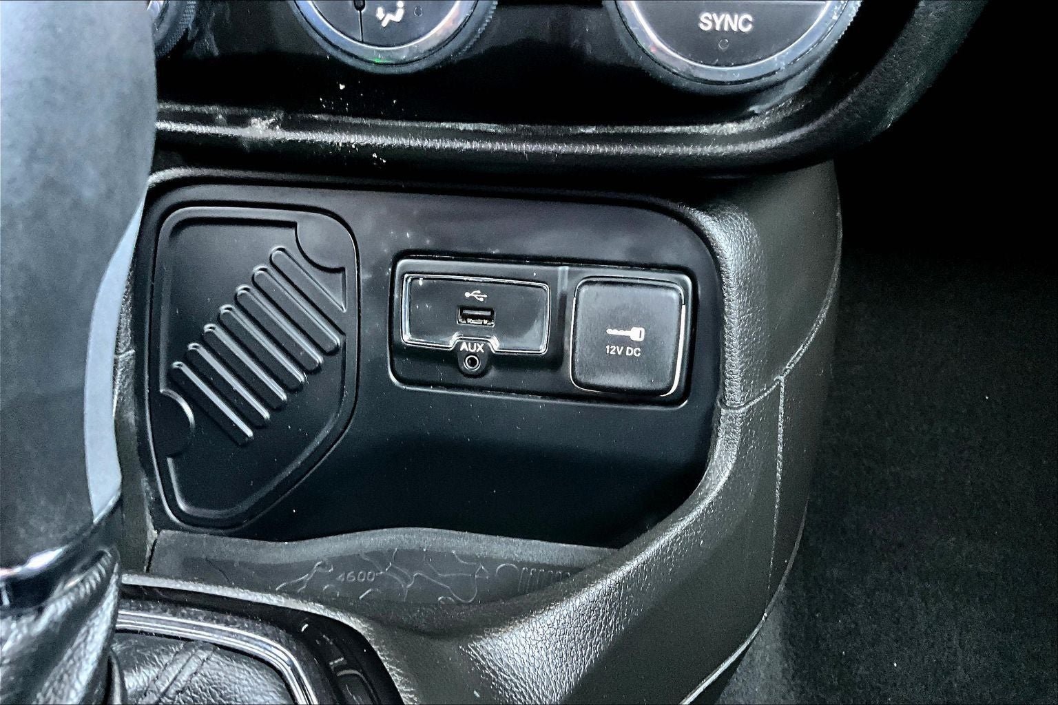 2017 Jeep Renegade Altitude