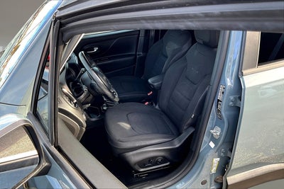 2017 Jeep Renegade Altitude