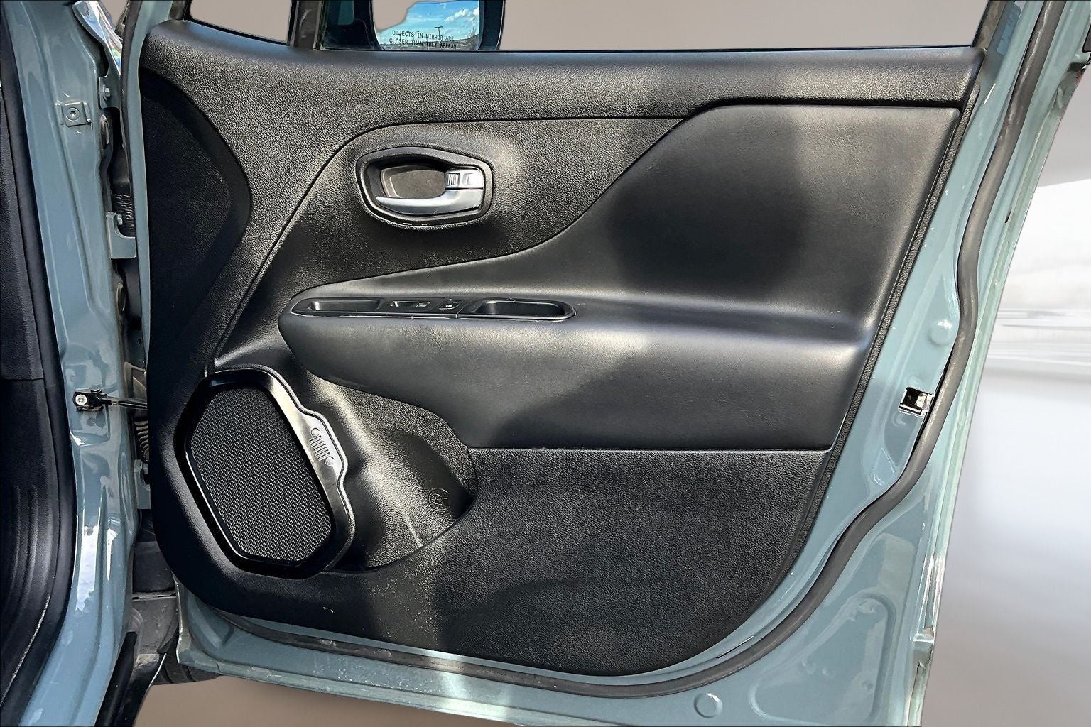 2017 Jeep Renegade Altitude